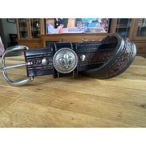 Artisan Made Fleur De Lis Brown Textured Stitched Genuine Leather Belt Sz. 56’